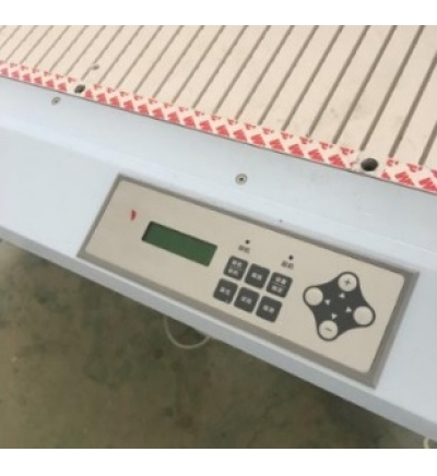 Unfortunately, we do not have information about a specific keyboard for the ST1215PQ paper cutter. It is recommended to contact the manufacturer or supplier of the paper cutter directly to inquire about purchasing a replacement keyboard or for any other i