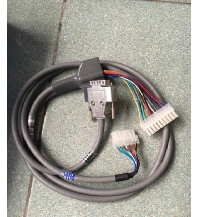 The connection cable for the Zoje programming board.