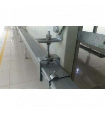 The electric slide rail for automatic fabric spreading machine is designed to help the fabric spreading machine operate automatically and more efficiently. The electric slide rail will make the fabric movement on the fabric spreading machine smoother and